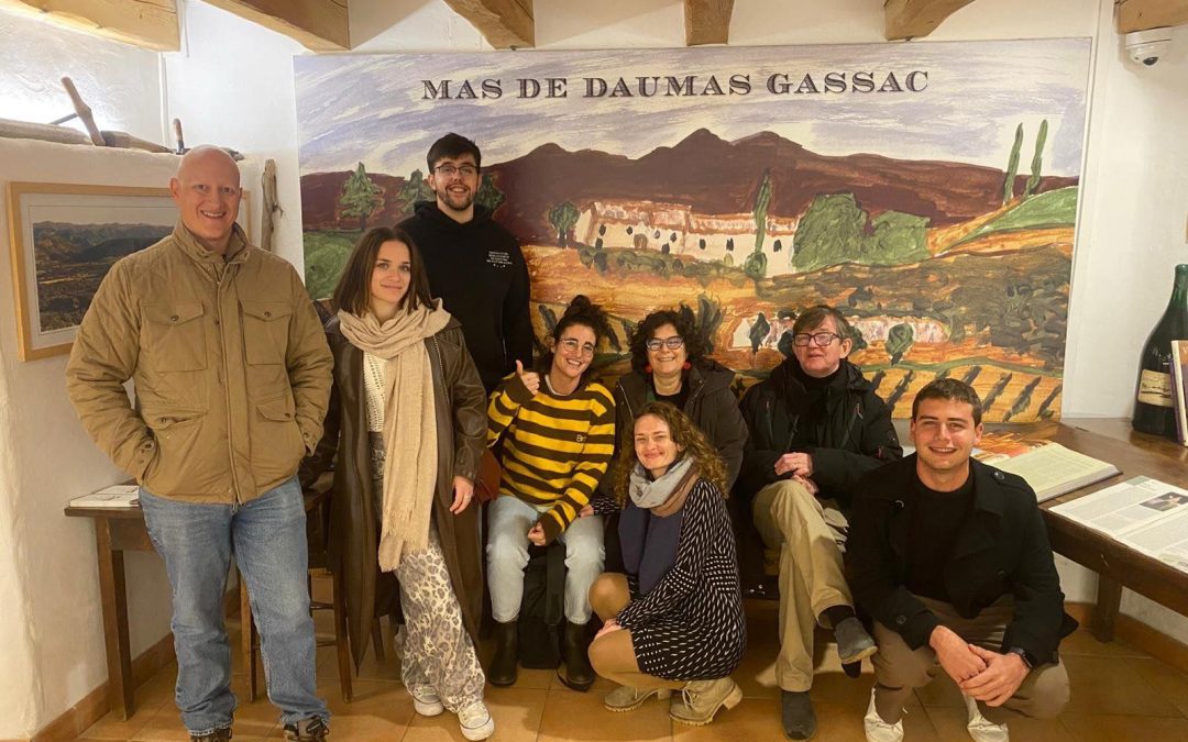 Estudiantes visitan en Francia SITEVI, un salón internacional de profesionales de los sectores de la viña y el vino
